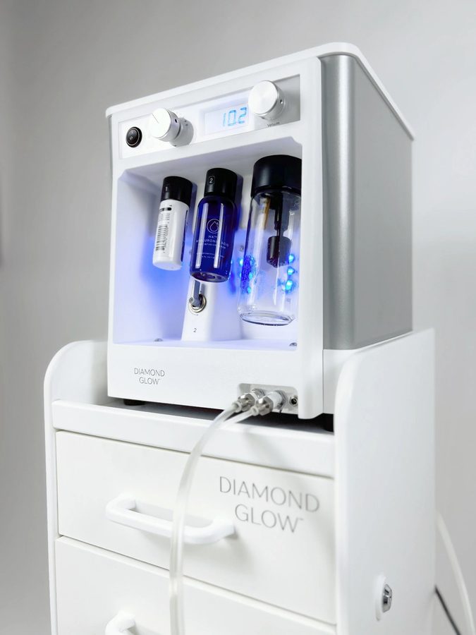 DiamondGlow by Allergan Aesthetics (AbbVie)